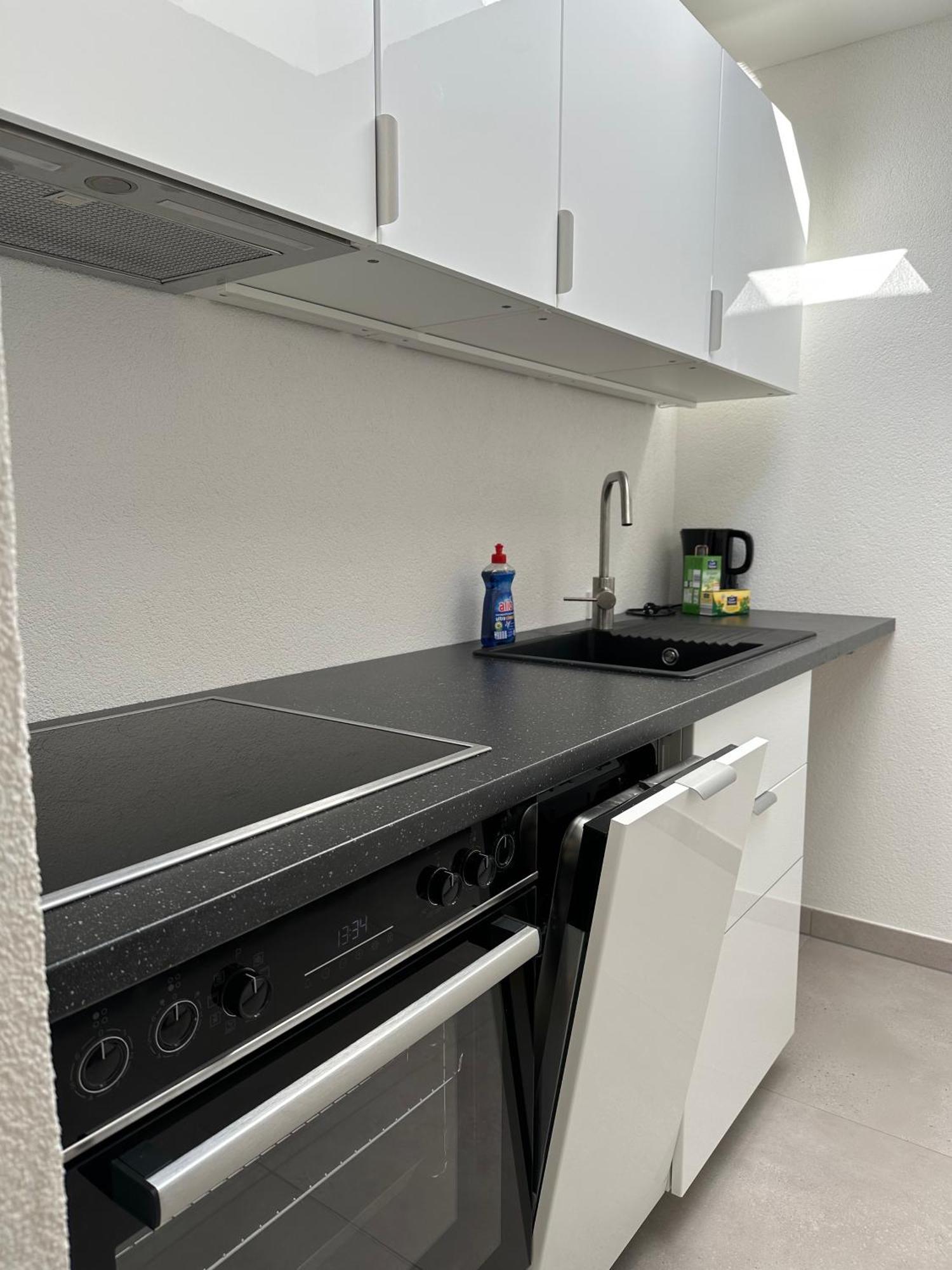 Loft In - 2 Dz Apartment